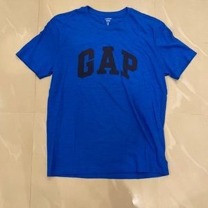 Gap logo printed shirt